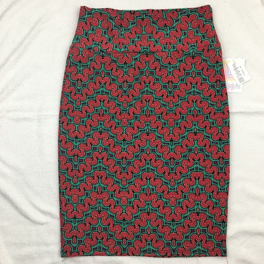 NWT Lularoe Geometric Cassie Pencil Skirt M